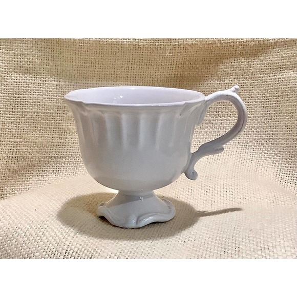 NIDERVILLER France pale lavender pedestal tea coffee cup and saucer set of 2 - Picture 4 of 9